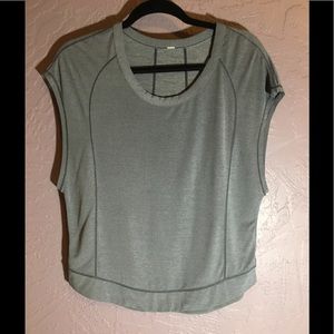 Lululemon athletic top (size 8)
